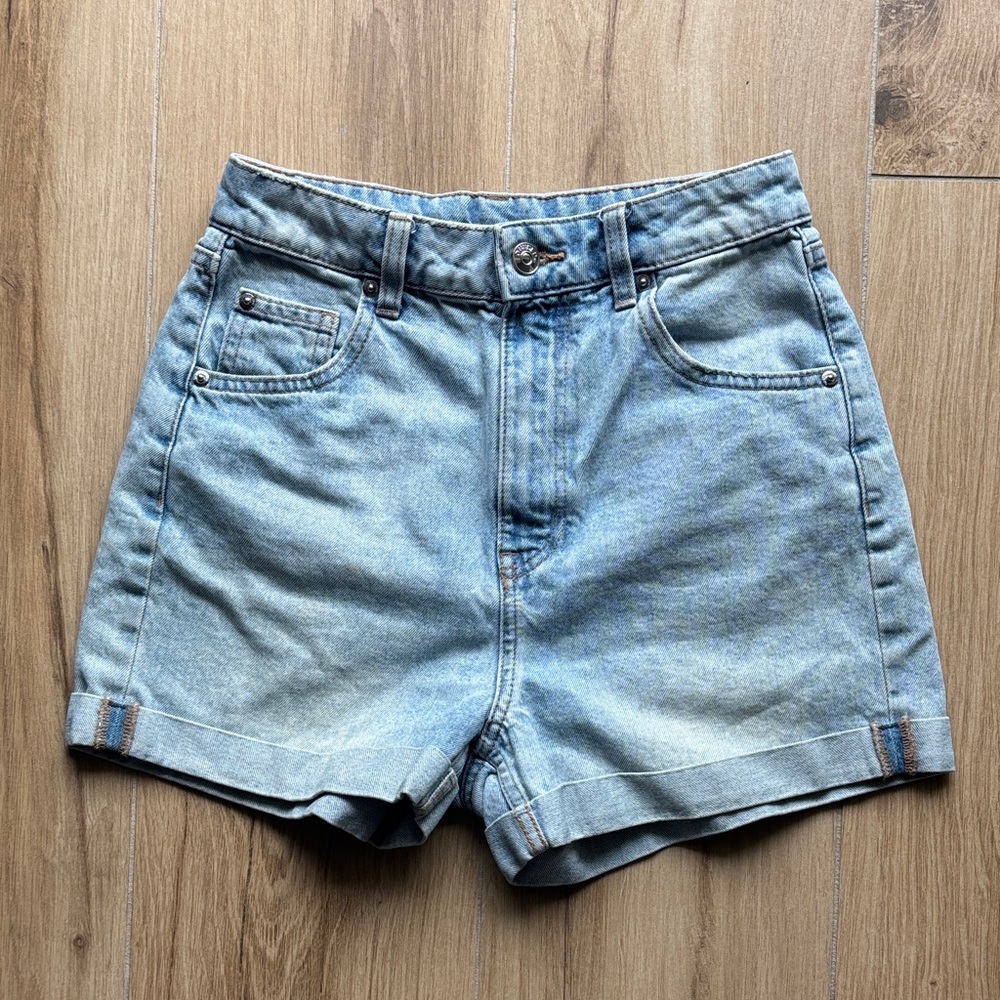 H&M Women’s Light Blue High-Rise Denim Shorts